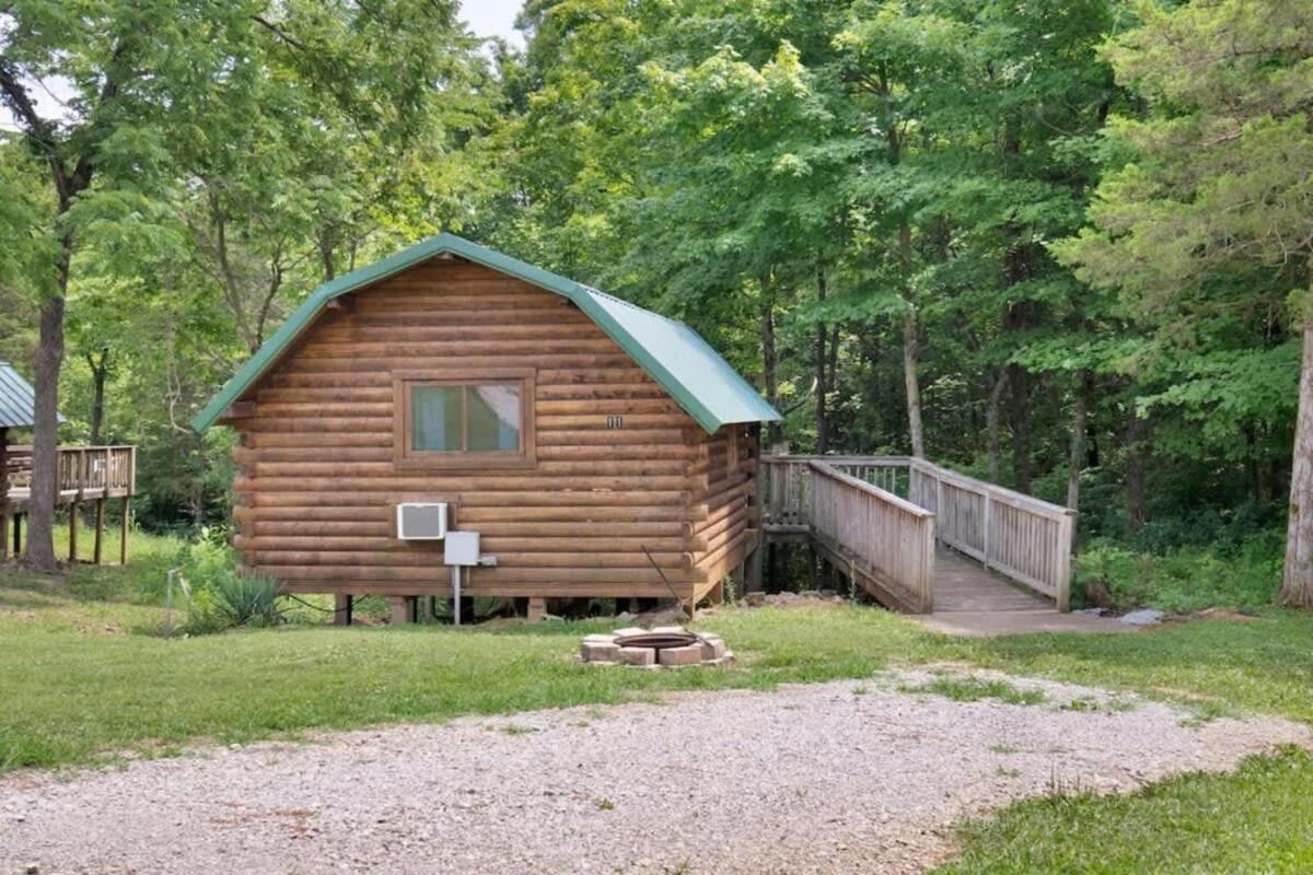 Rustic Cabin With Pool Access Bloomington Exterior photo